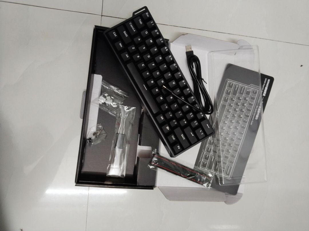 Chi tiết bàn phím AULA WIN60