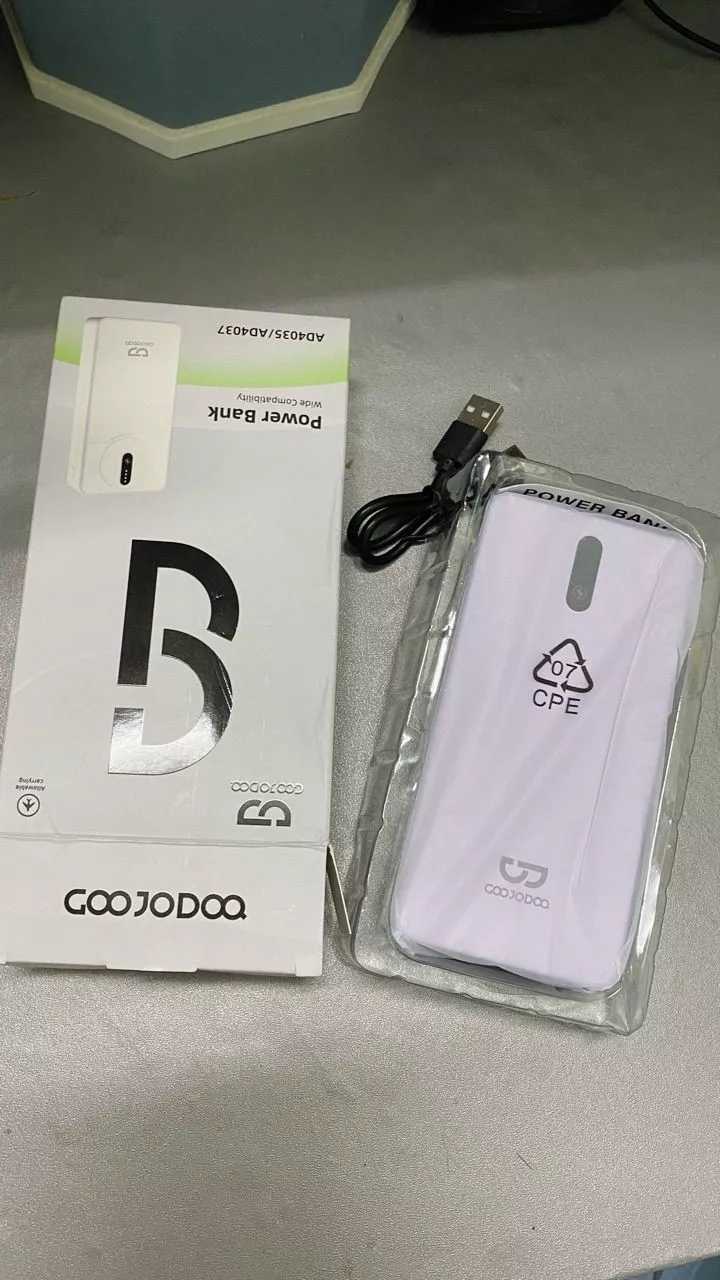 Sạc dự phòng GOOJODOQ 20000mAh - thiết kế di động