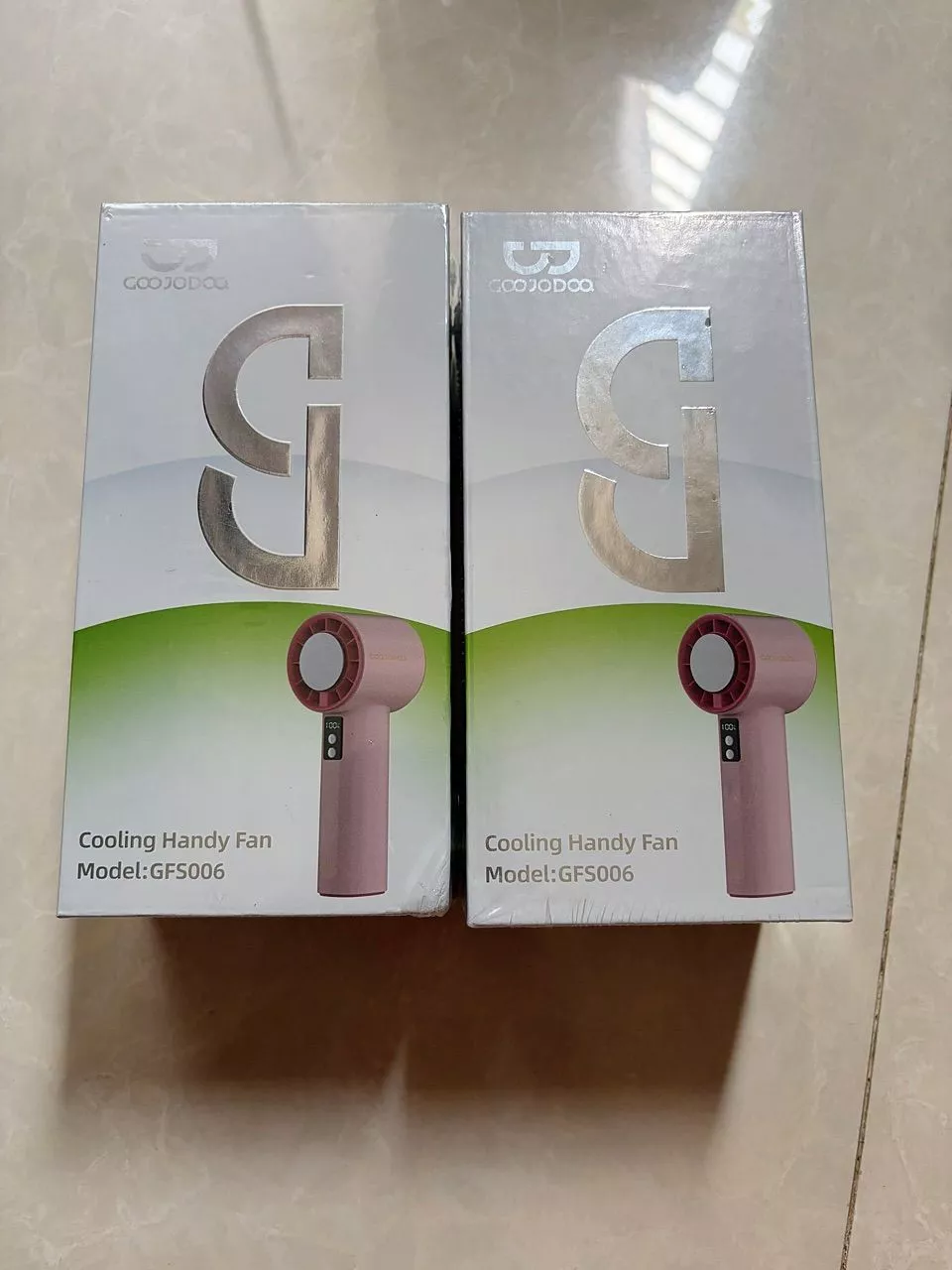 Quạt mini Goojodoq màn hình LED