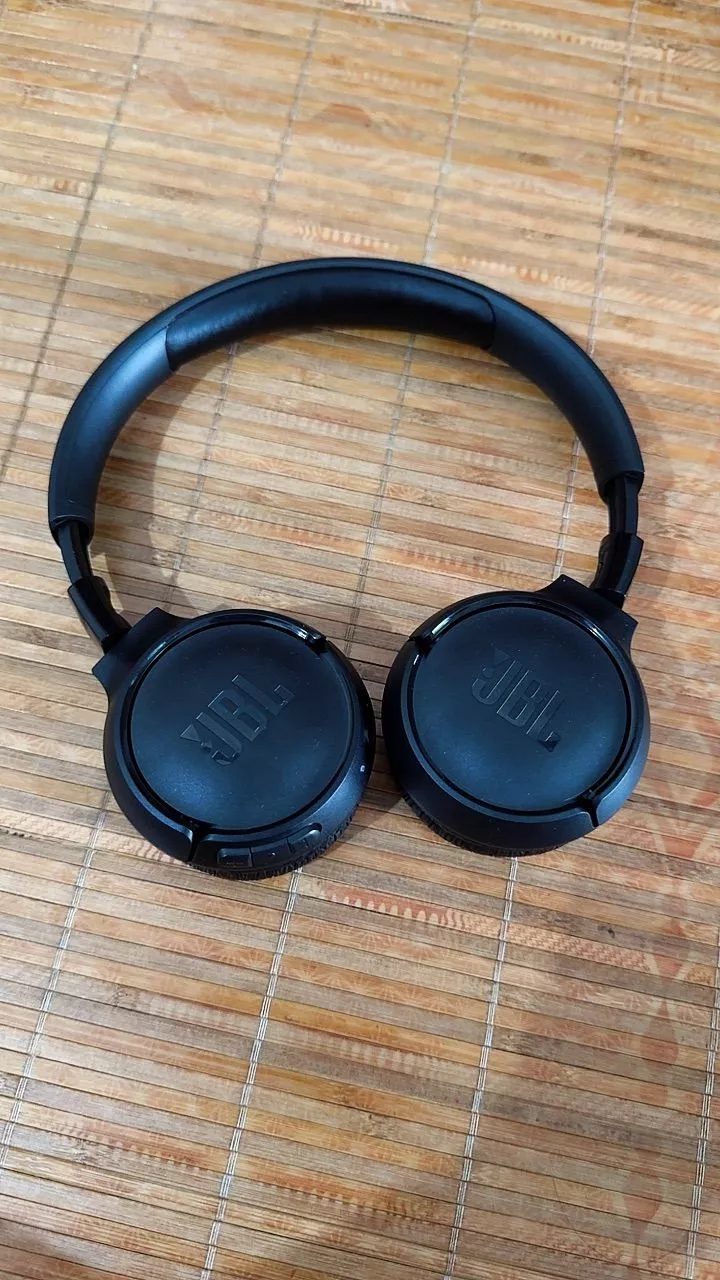 JBL Tune 520BT - gập gọn