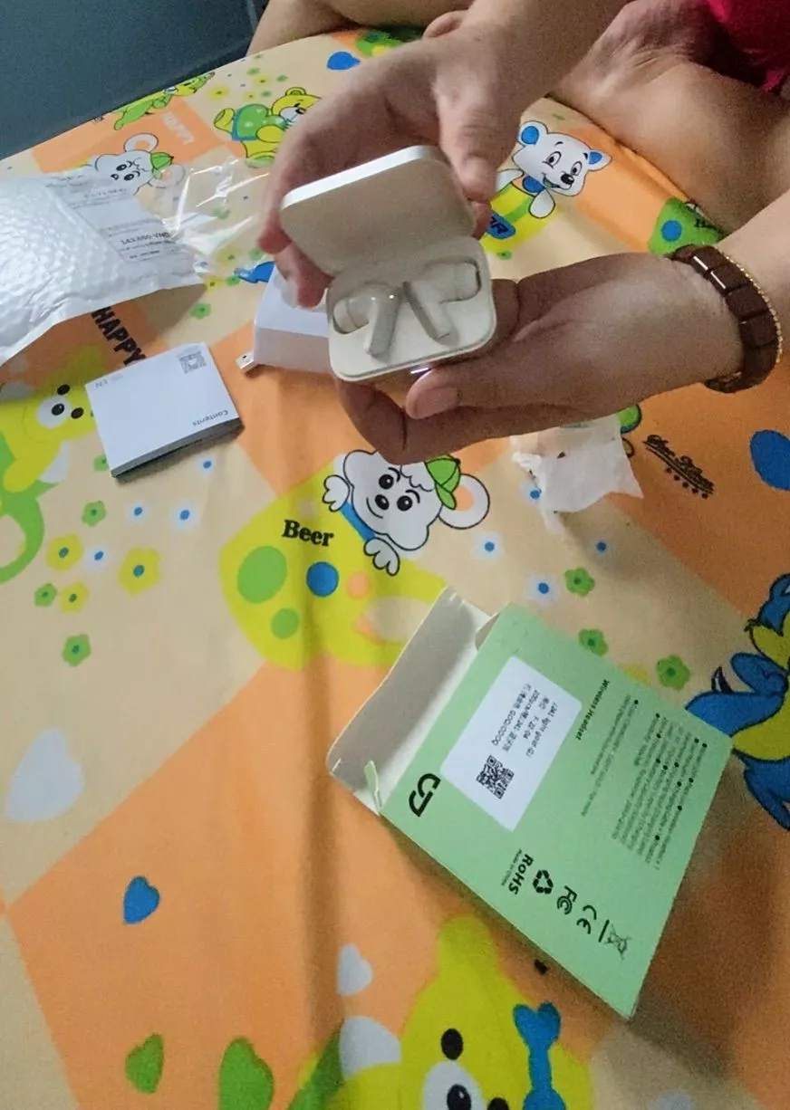 Hộp sạc nhỏ gọn
