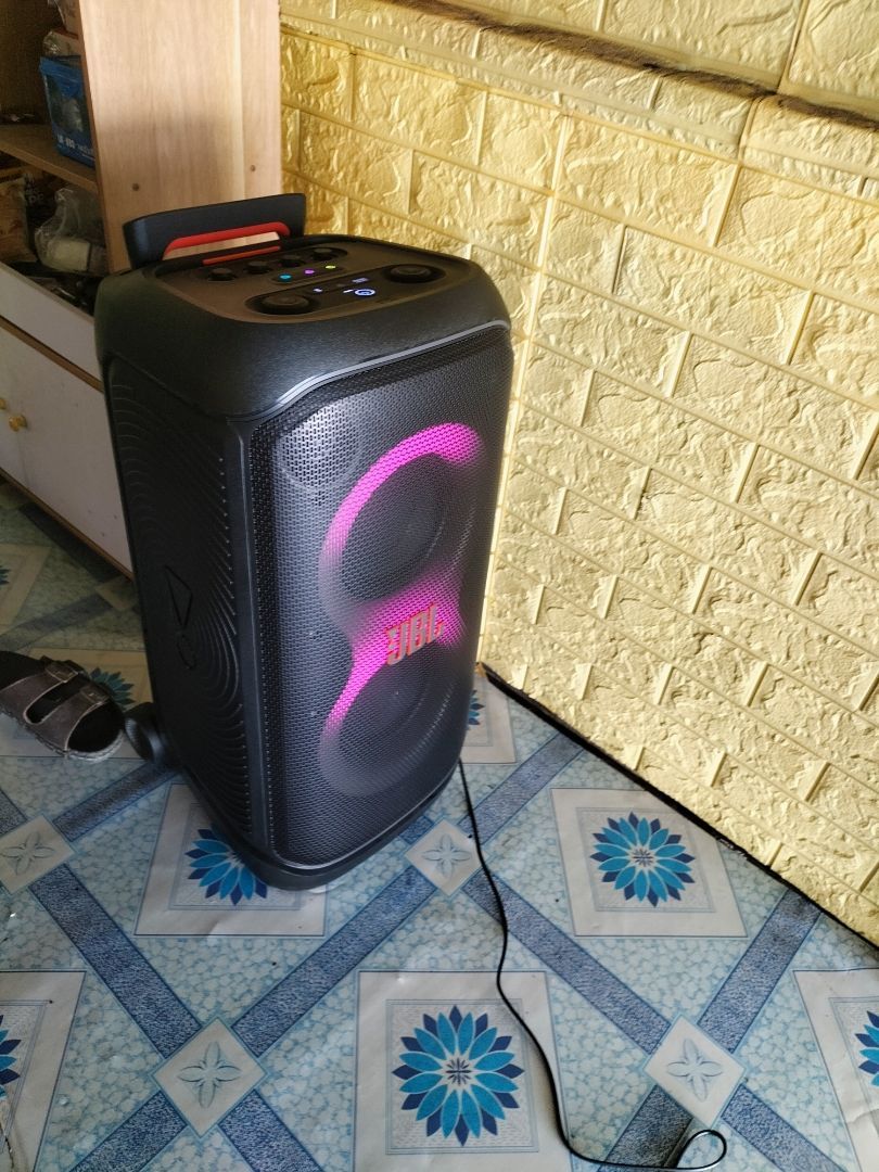 Loa Bluetooth JBL