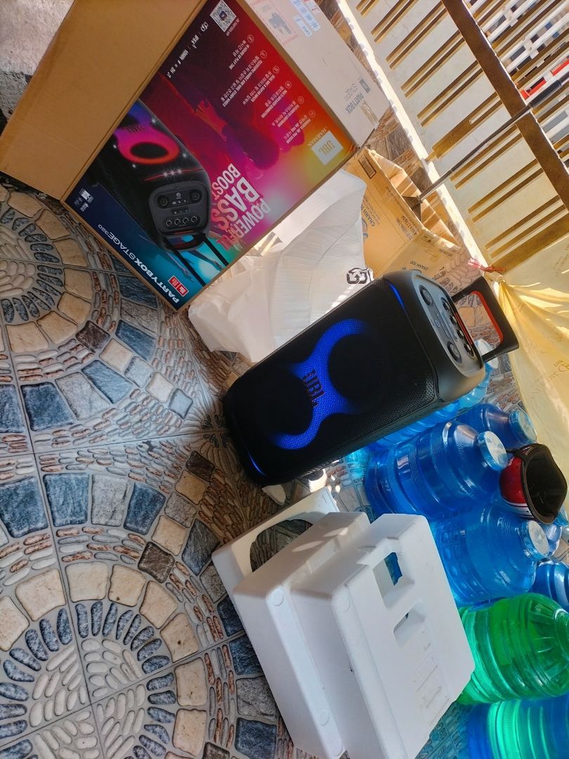 JBL PartyBox Stage 320