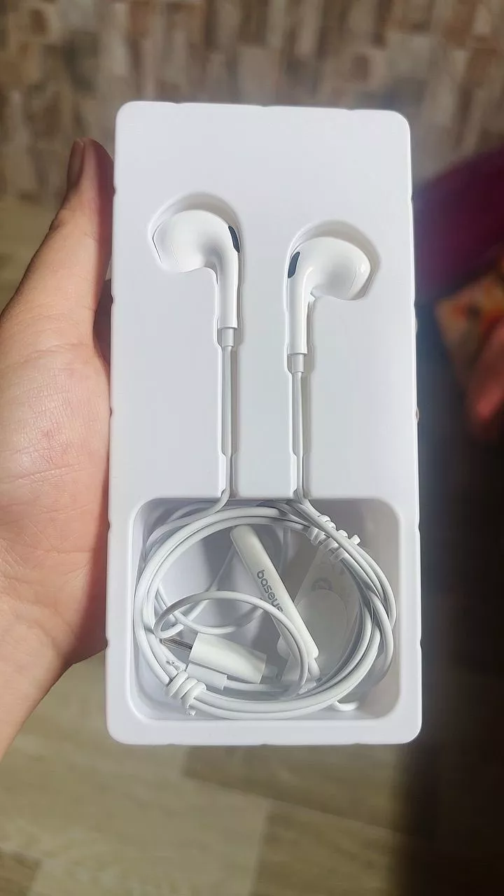 Tai nghe Baseus C17 màu trắng