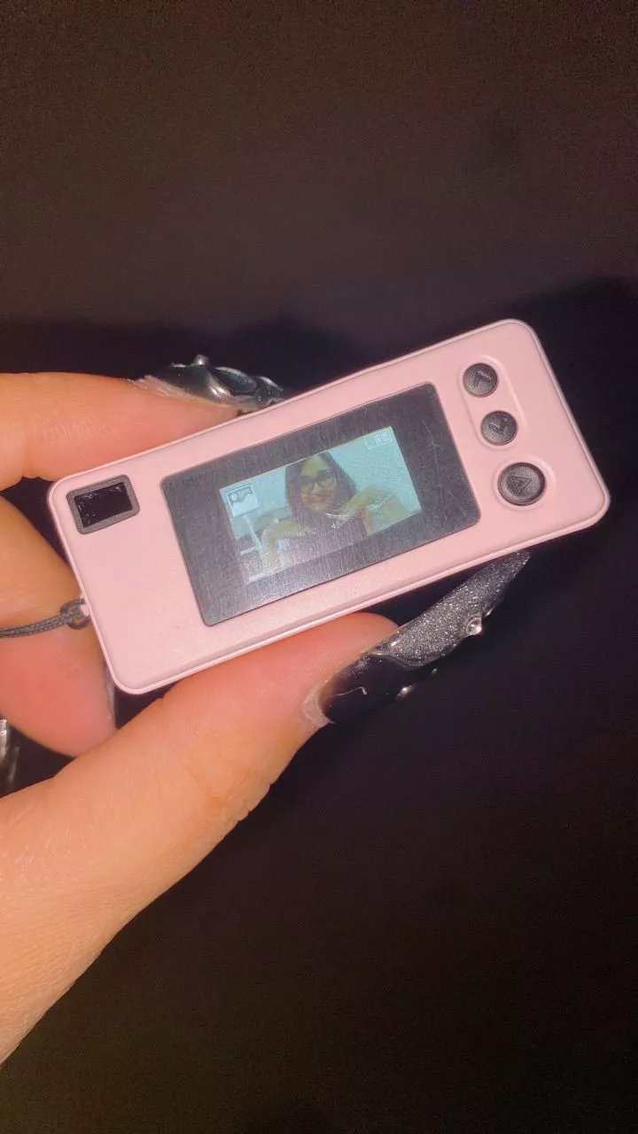 Goojodoq camera móc khóa gắn trên túi xách