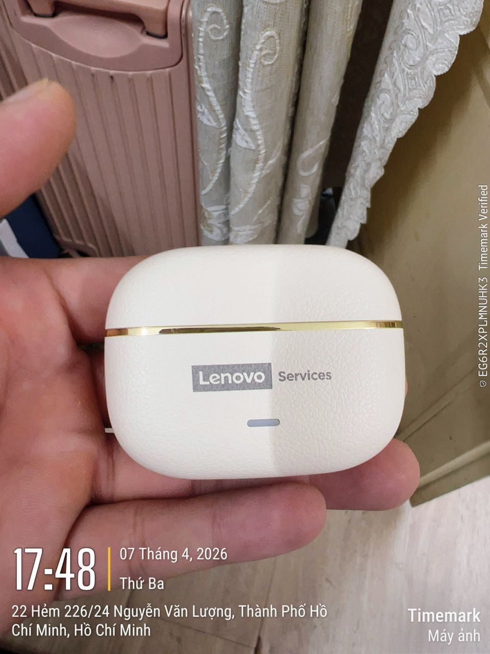 Phụ kiện đi kèm Lenovo LE208 AI