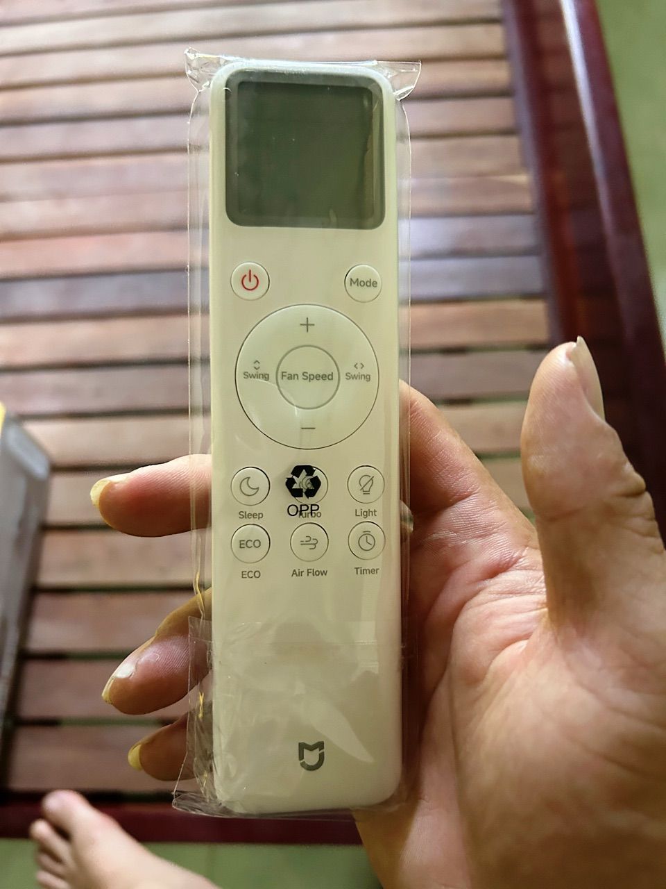 Nồi cơm điện Xiaomi trong không gian bếp