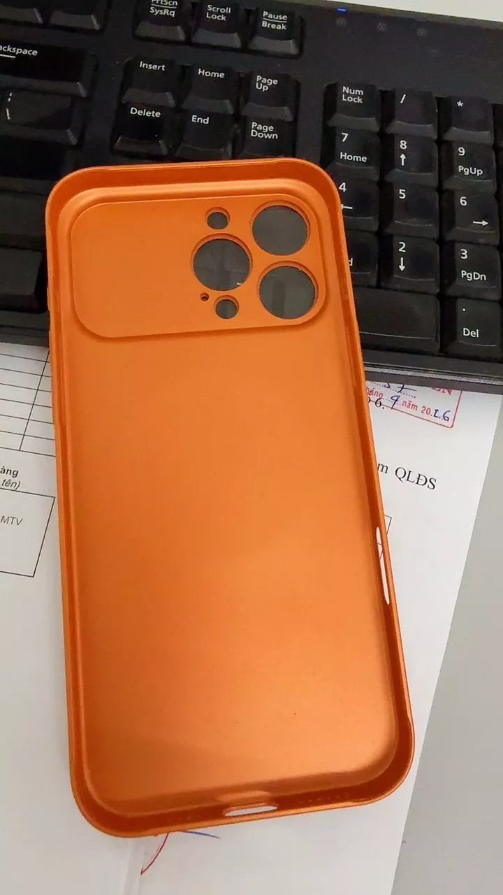 Chi tiết ốp lưng iPhone