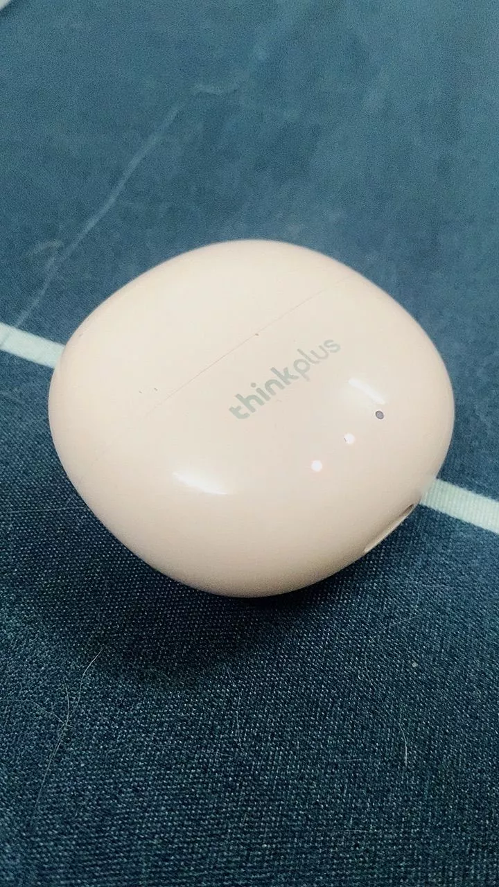 Lenovo LP2 PRO - hộp sạc