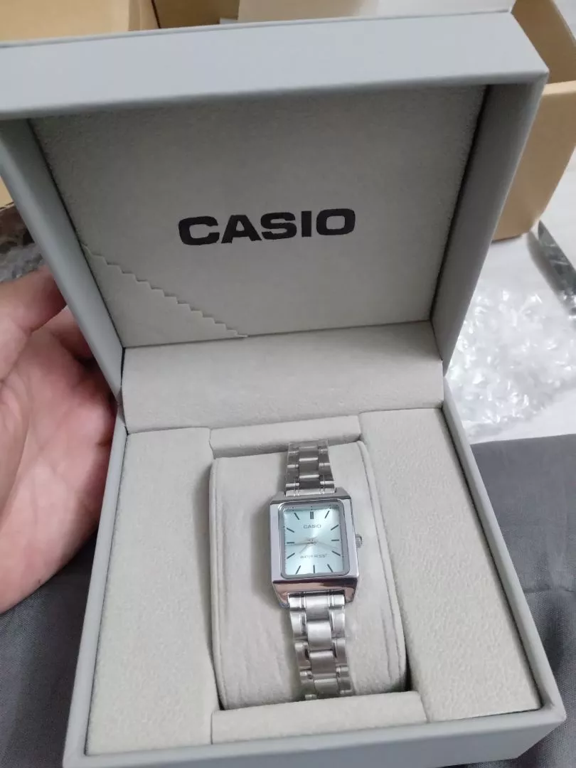 Chi tiết đồng hồ Casio nữ LTP-V007D-2E