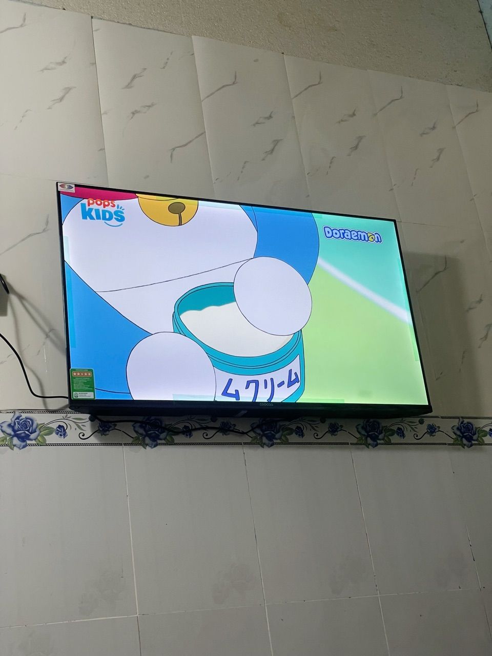Thiết kế Smart Tivi Coocaa S3U+