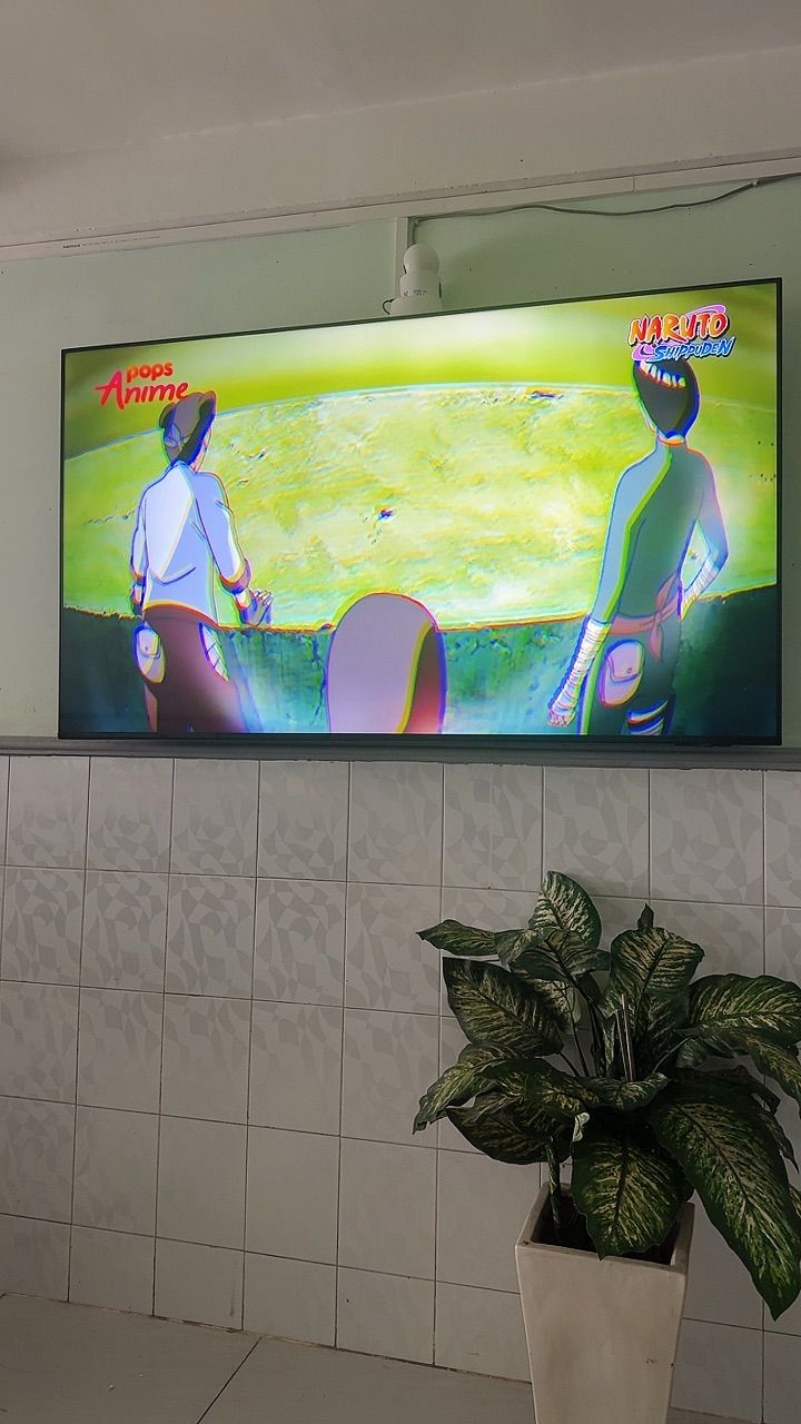 Tivi Samsung 4K Crystal UHD