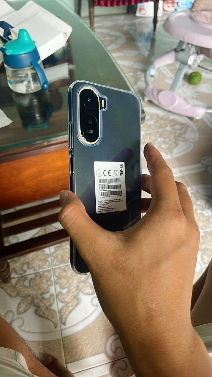 Redmi A7 Pro màu sắc và thiết kế