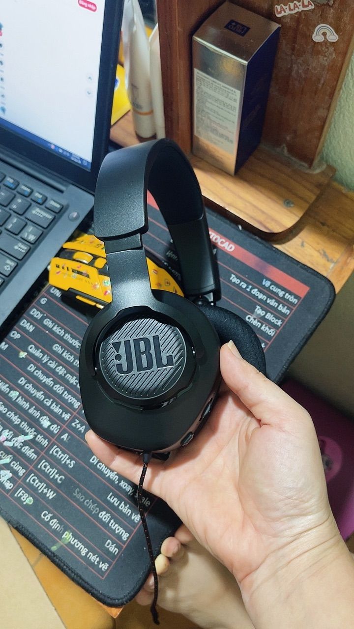 Đệm tai JBL Quantum 100M2