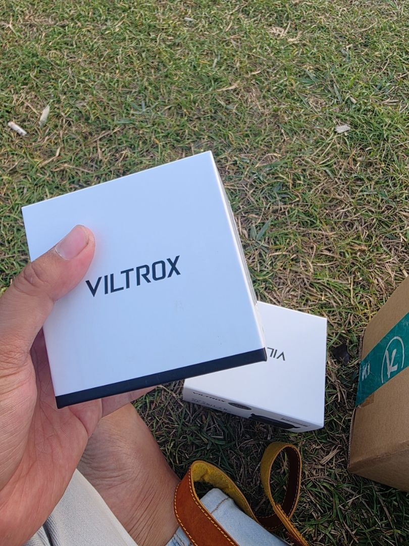 Chi tiết ống kính Viltrox AF 25mm F1.7 Air