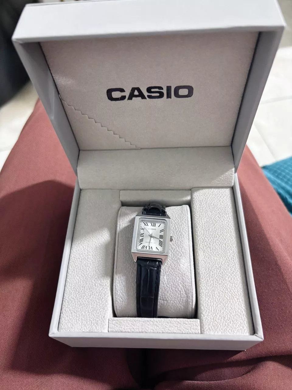 Đồng hồ Casio nữ LTP-V007L-7B1U mặt trắng 22mm