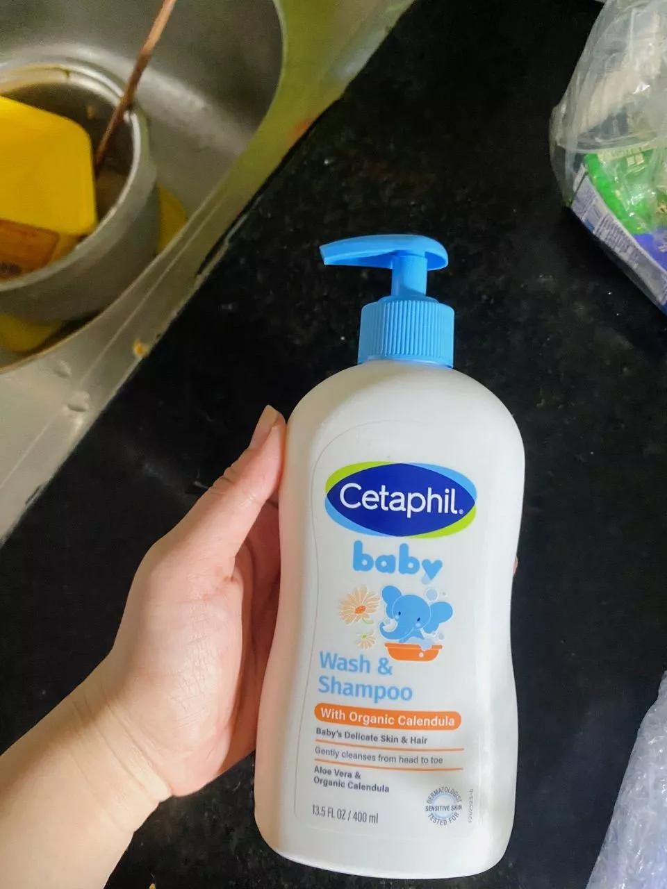 Sữa tắm gội Cetaphil Baby Wash and Shampoo Calendula