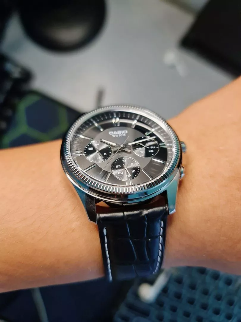 Chi tiết đồng hồ Casio nam MTP-1375L-1A