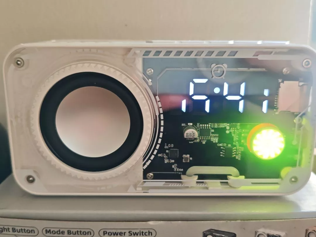Loa GOOJODOQ đèn RGB đồng bộ theo nhạc