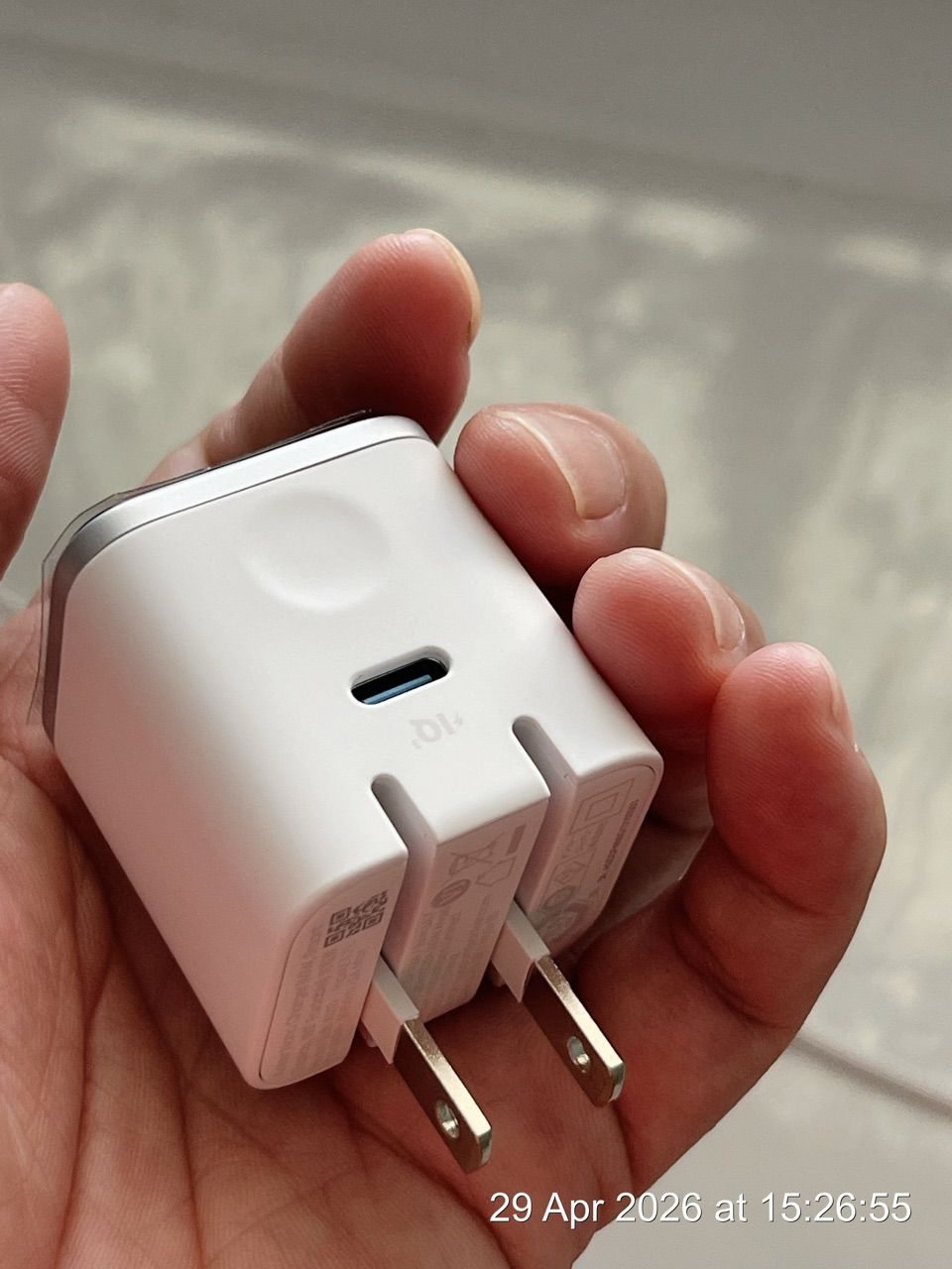 Màn hình LED trên sạc Anker