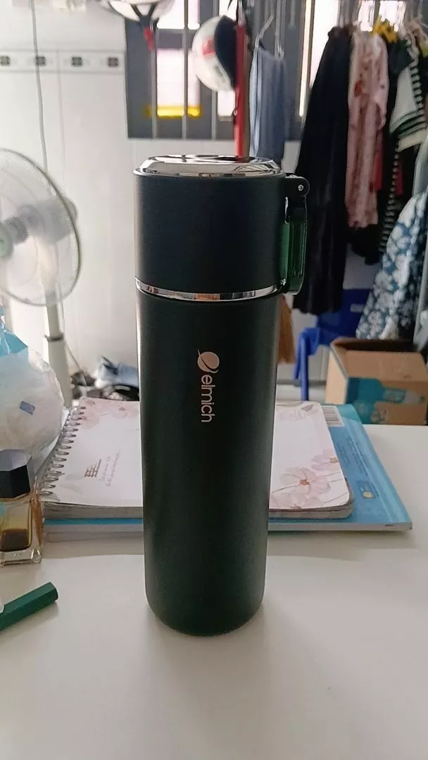 Bình nước dùng hằng ngày