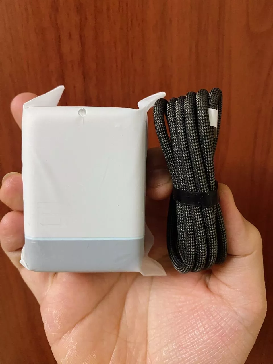 CUKTECH 6 Ultra kích thước nhỏ gọn
