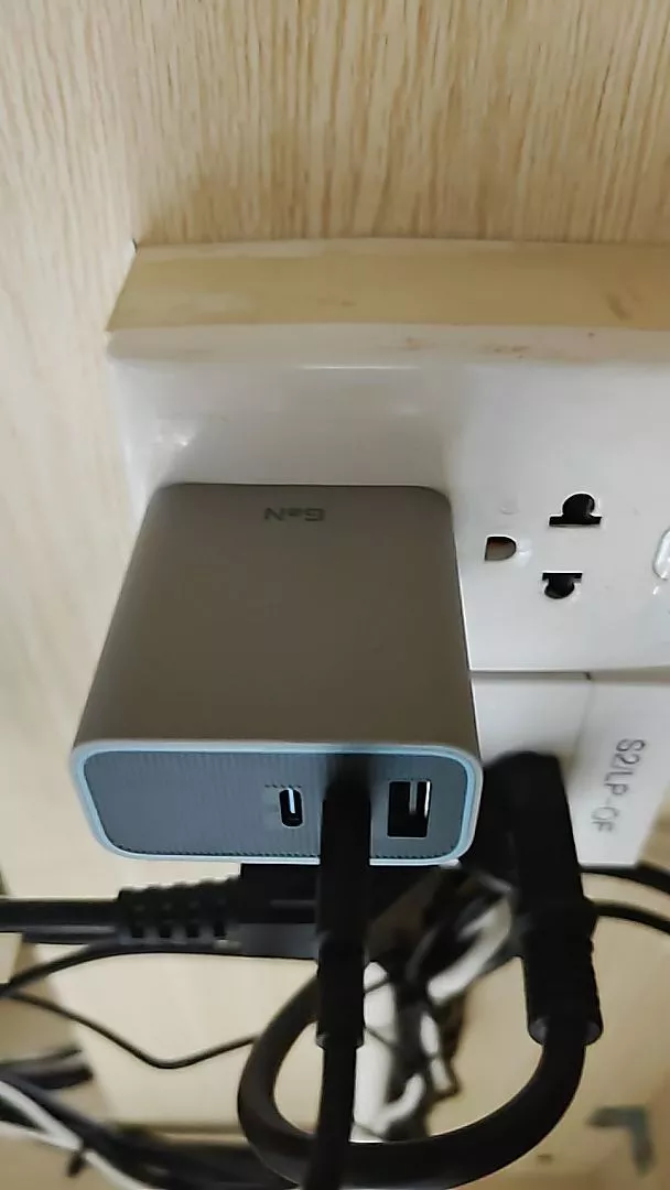 Củ sạc 3 cổng 65W