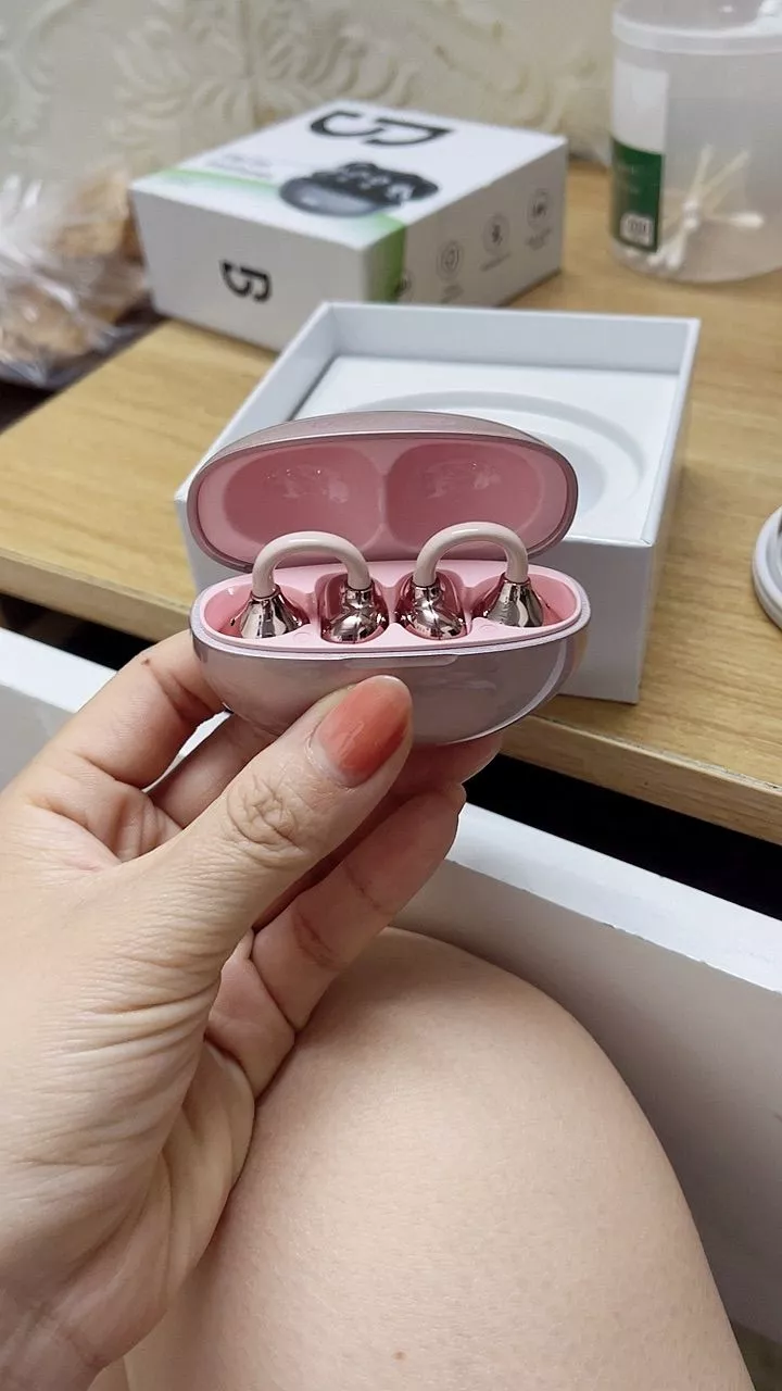 Tai nghe với 2 kiểu đeo