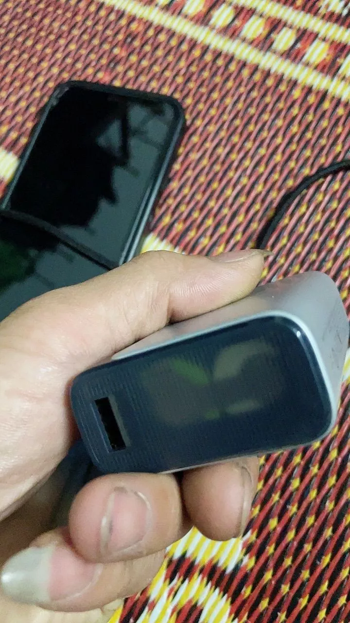 Thiết kế nhỏ gọn của pin dự phòng CUKTECH Mini