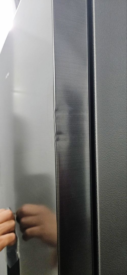 Thiết kế cửa tủ lạnh Samsung