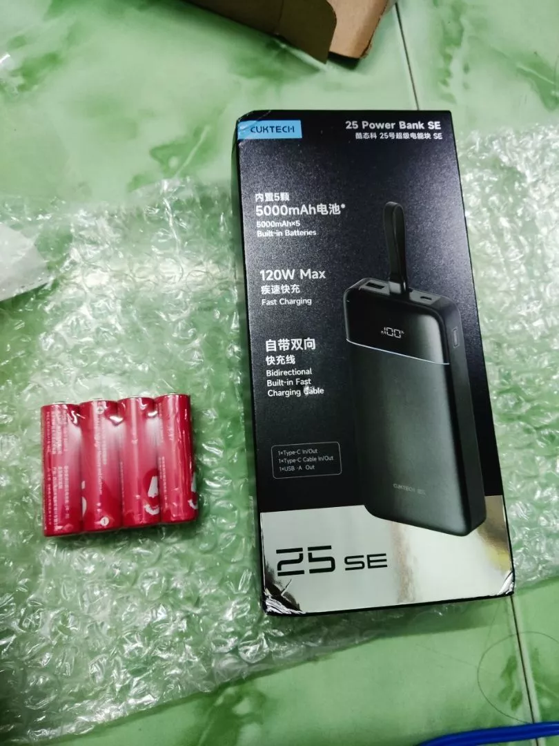 Pin dự phòng CUKTECH hỗ trợ sạc laptop 100W