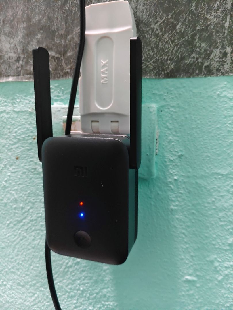Mi WiFi Range Extender AC1200 của Xiaomi