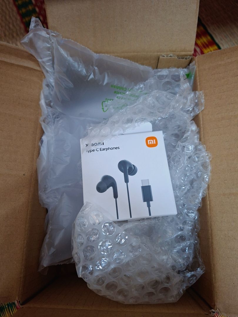 Thiết kế tai nghe in-ear Xiaomi