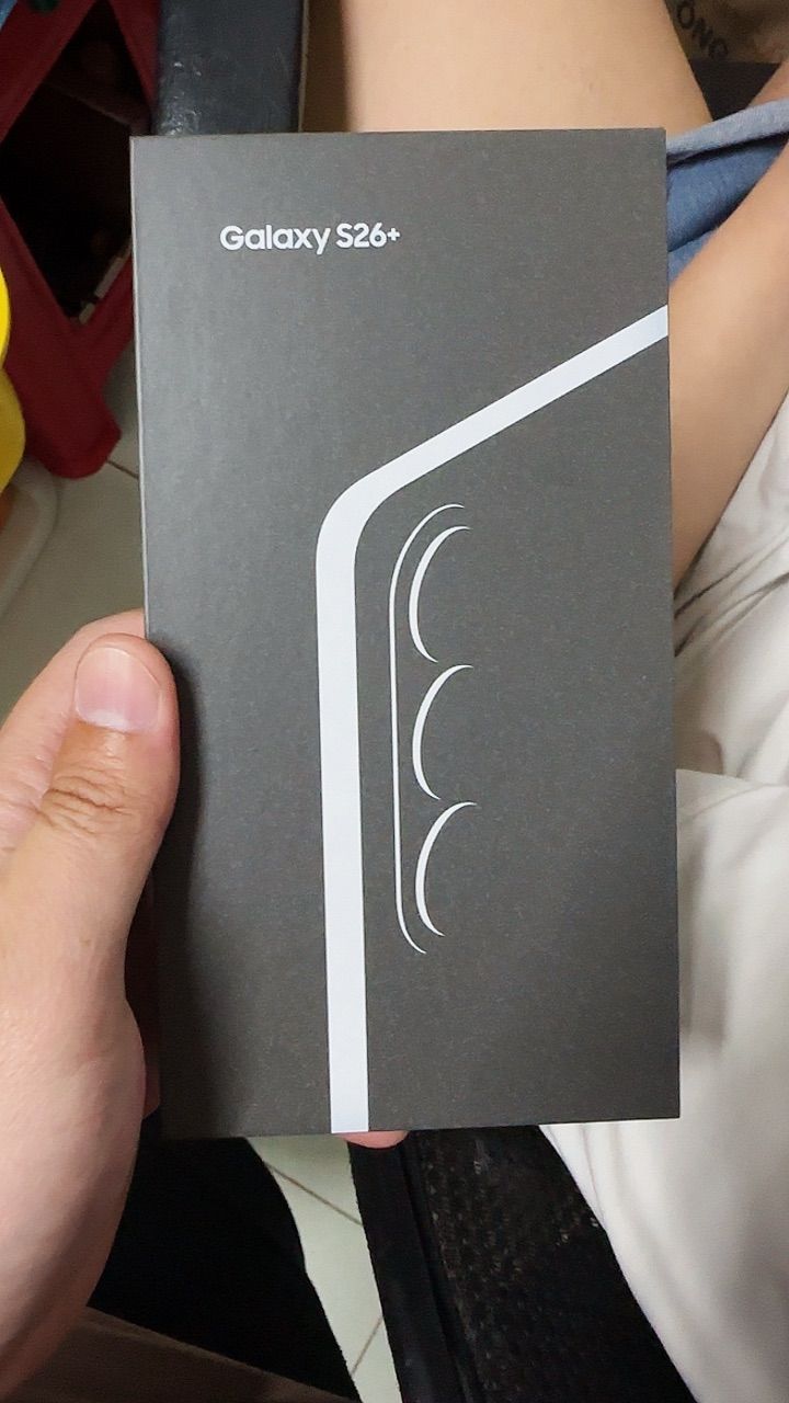 Mặt trước Samsung Galaxy S26+