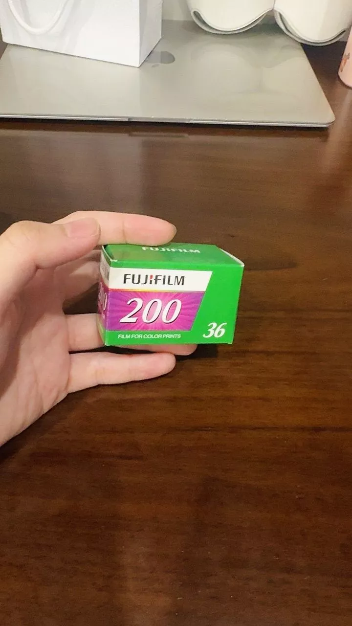 Cuộn phim 35mm hộp lẻ - chi tiết sản phẩm