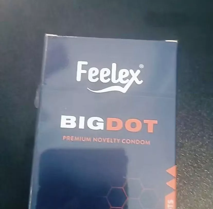 Bao cao su Feelex Bigdot đóng gói