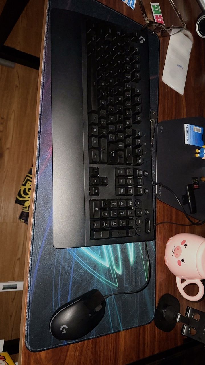 Bàn phím Logitech G213