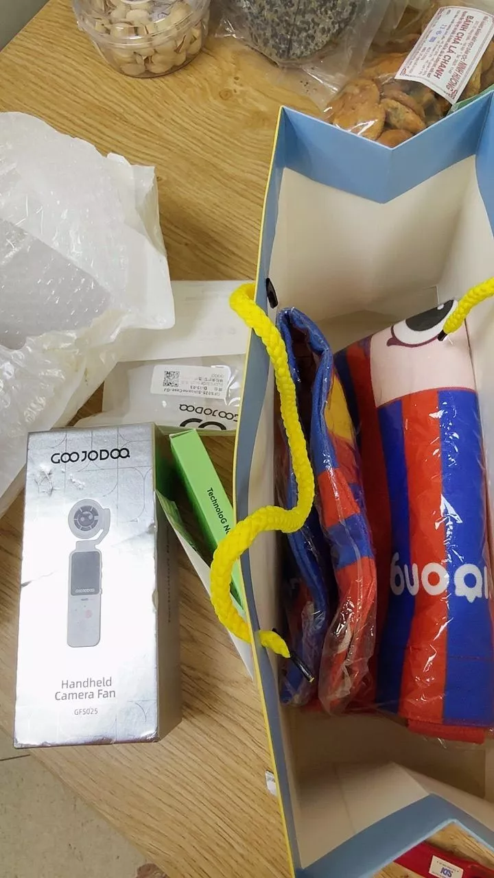 Quạt camera nhỏ gọn mang theo
