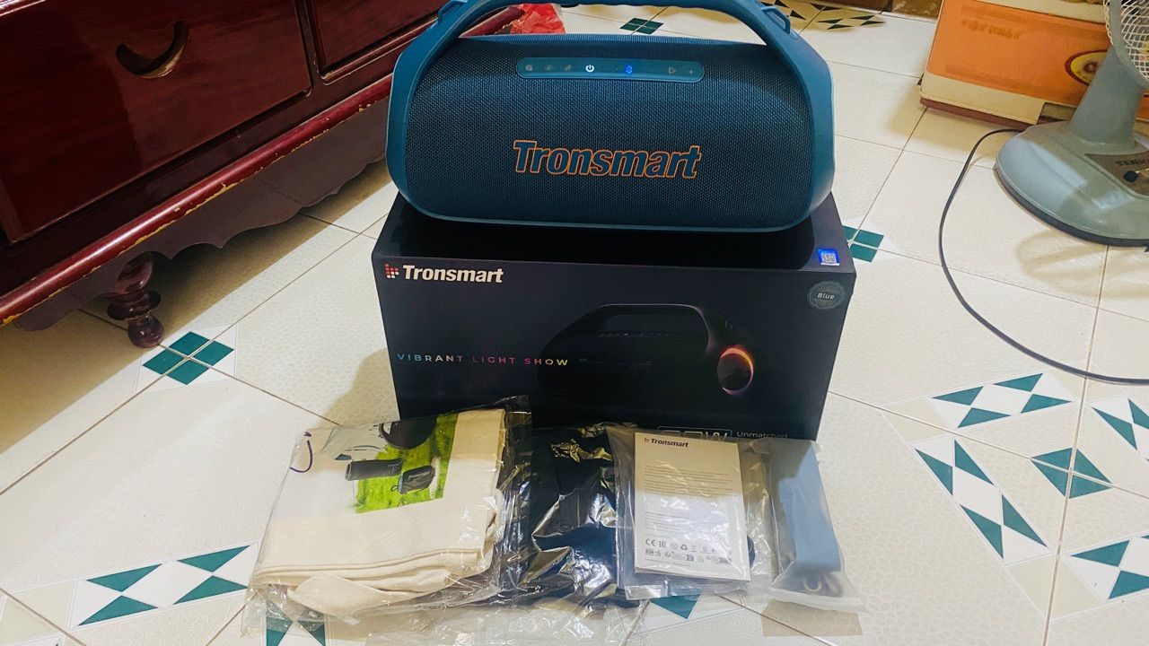 Thiết kế loa Tronsmart BANG 2