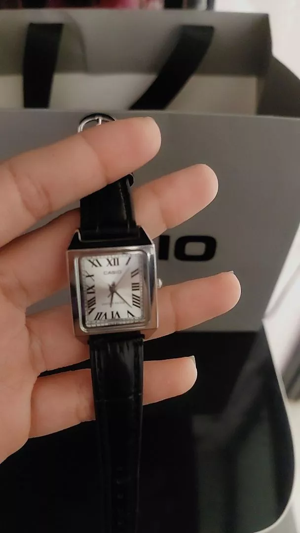 Đồng hồ Casio nữ LTP-V007L-7B1U mặt trắng 22mm