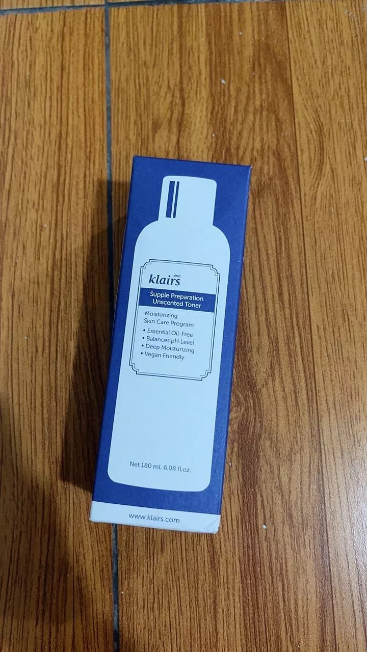 Toner Dear Klairs không mùi dạng lỏng trong suốt