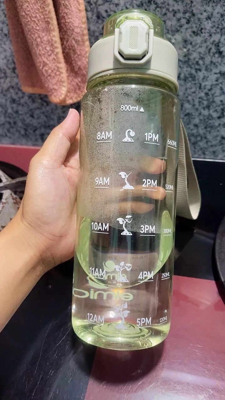 Thân bình trong suốt