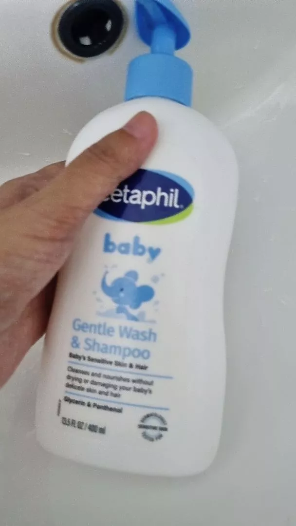 Cetaphil Baby dưỡng ẩm dịu lành cho bé