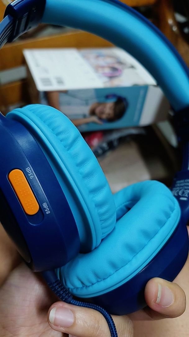 Thiết kế tai nghe Tronsmart KH01