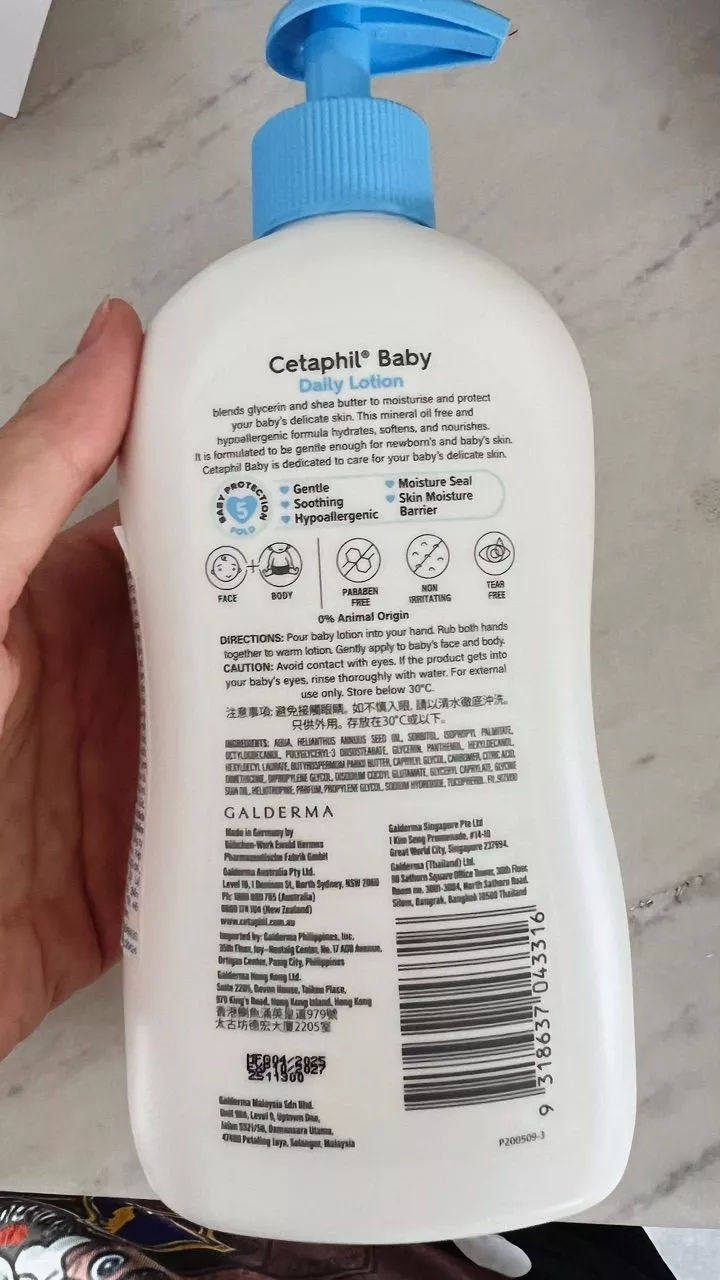 Cetaphil Baby Daily Lotion dịu lành cho da nhạy cảm của bé