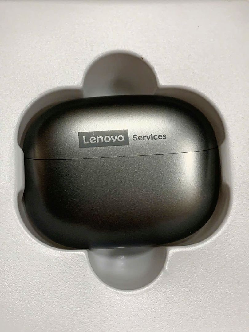 Tai nghe Lenovo RS119Pro và hộp sạc