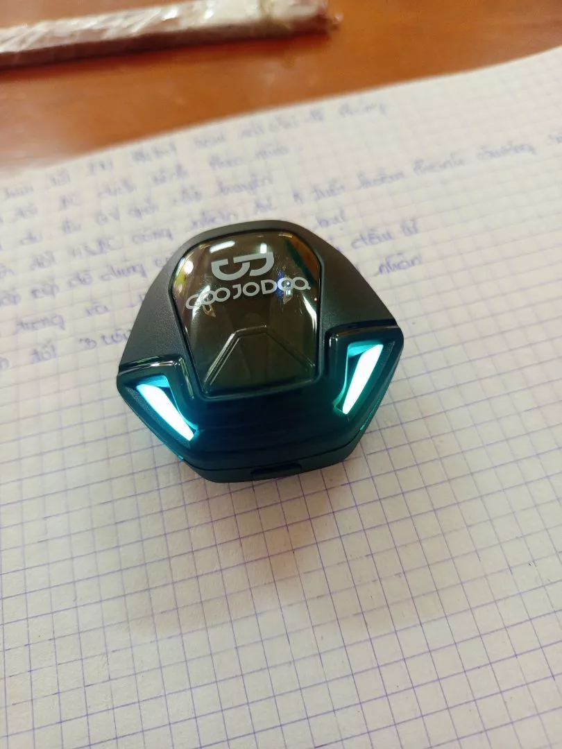Hộp sạc tai nghe GOOJODOQ phong cách mecha