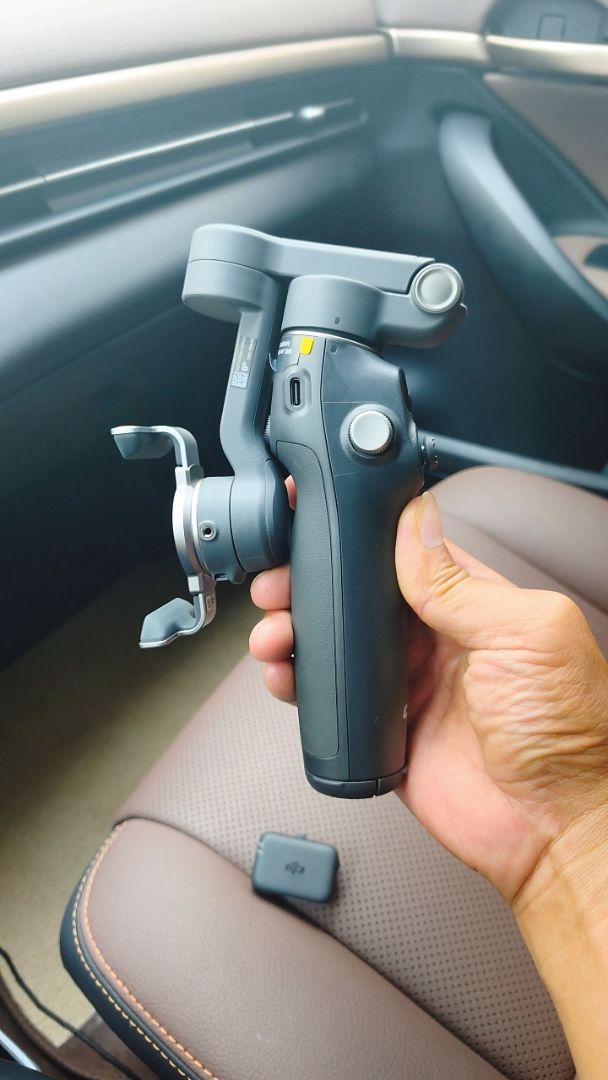 Tính năng theo dõi của DJI Osmo Mobile 8