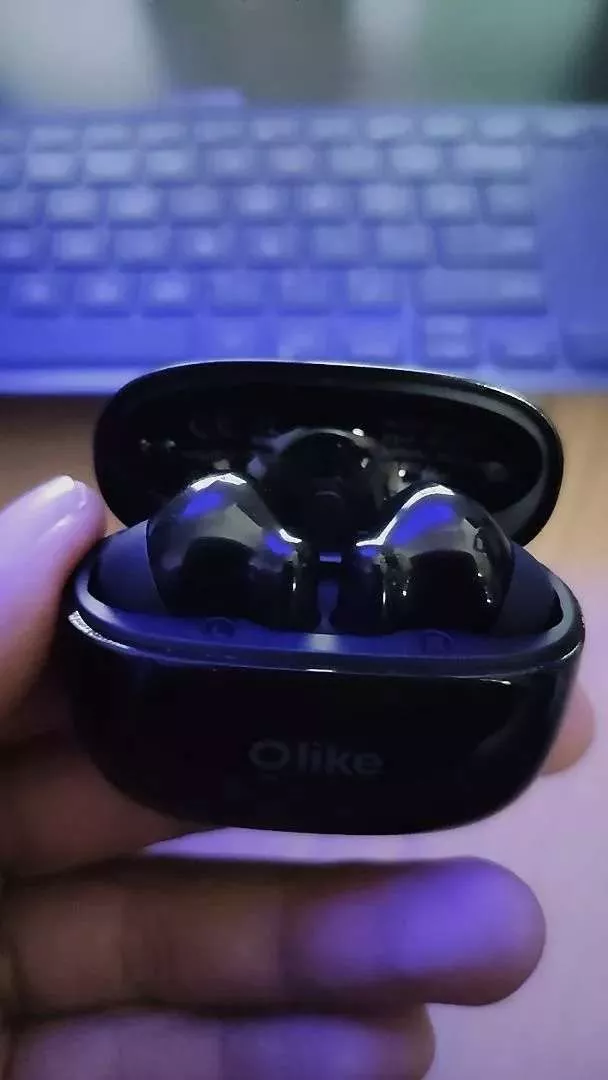 Tai nghe Olike T114 Lite thực tế