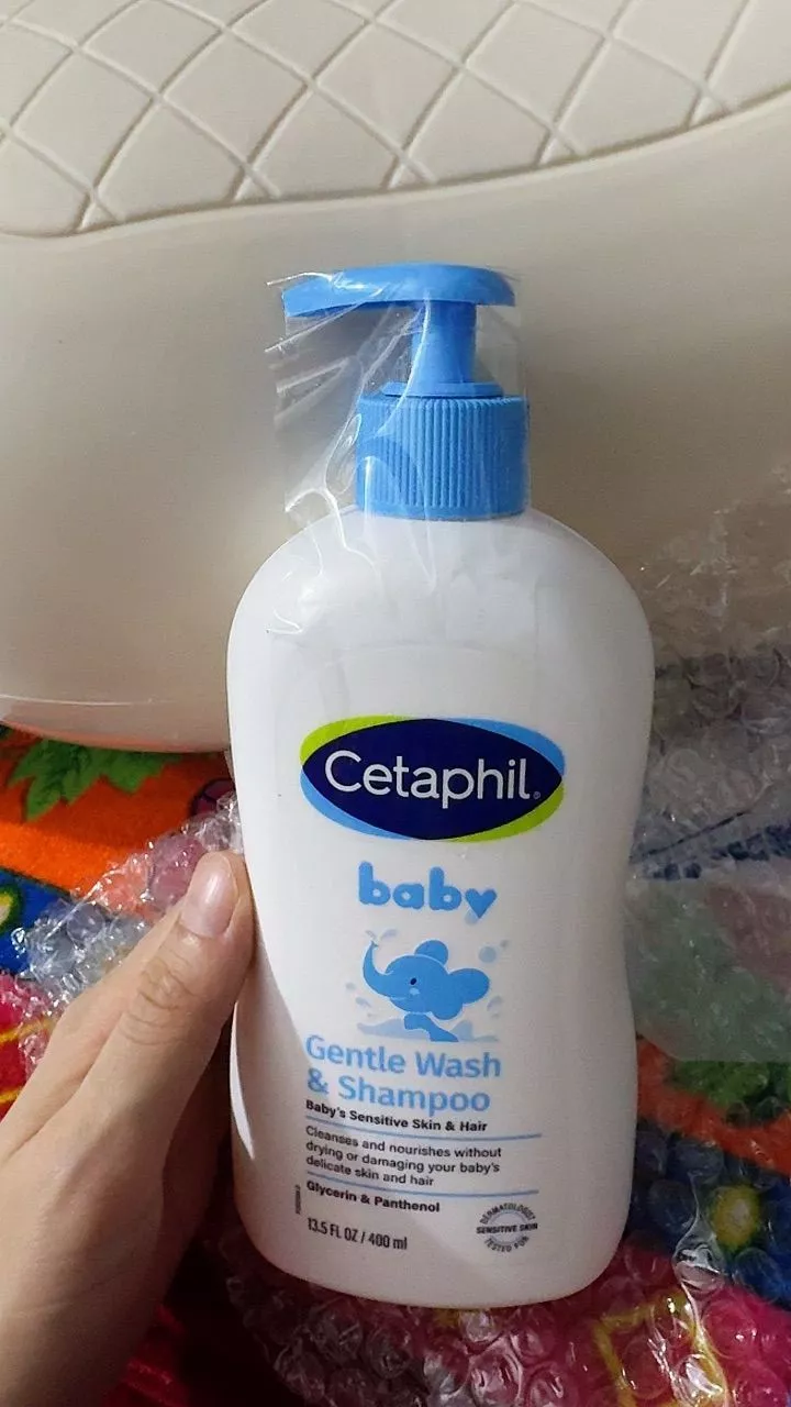 Sữa tắm gội Cetaphil Baby 400ml cho bé sơ sinh